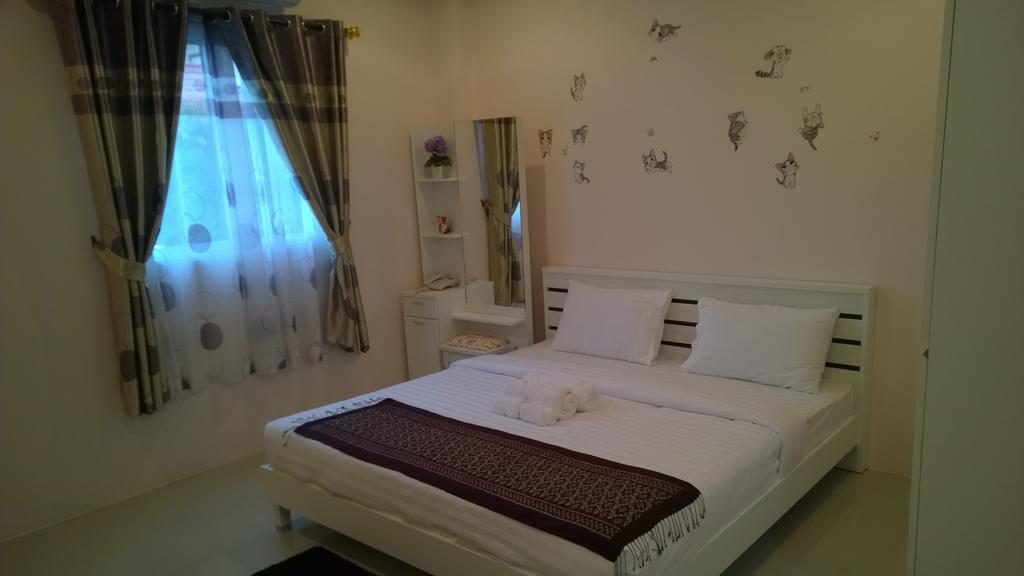 The Zara Double Tree Hotel Ubon Ratchathani Exterior photo